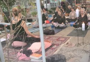 meditation yoga mindfulness hatha yoga intro yoga fordybelse selvindsigt 